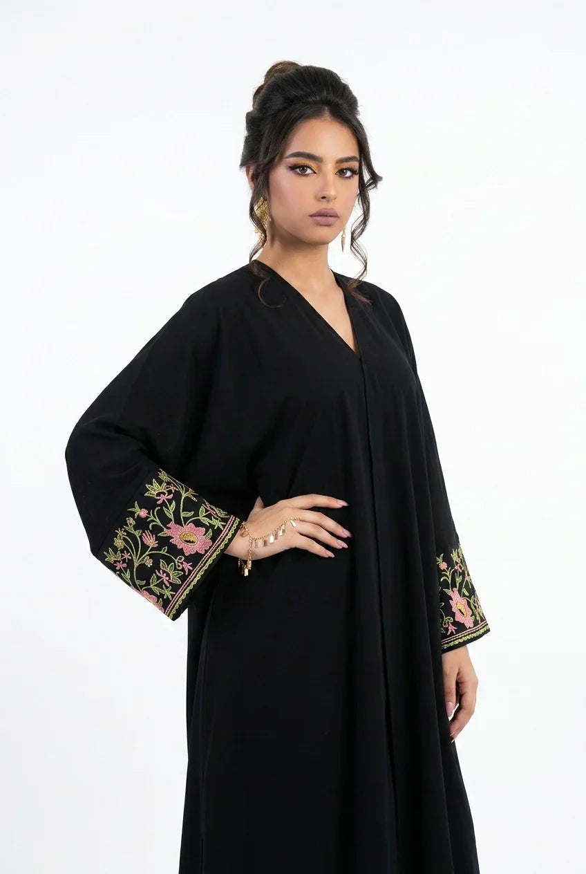 Abaya au travail : comment construire un look professionnel sans renoncer à sa modestie