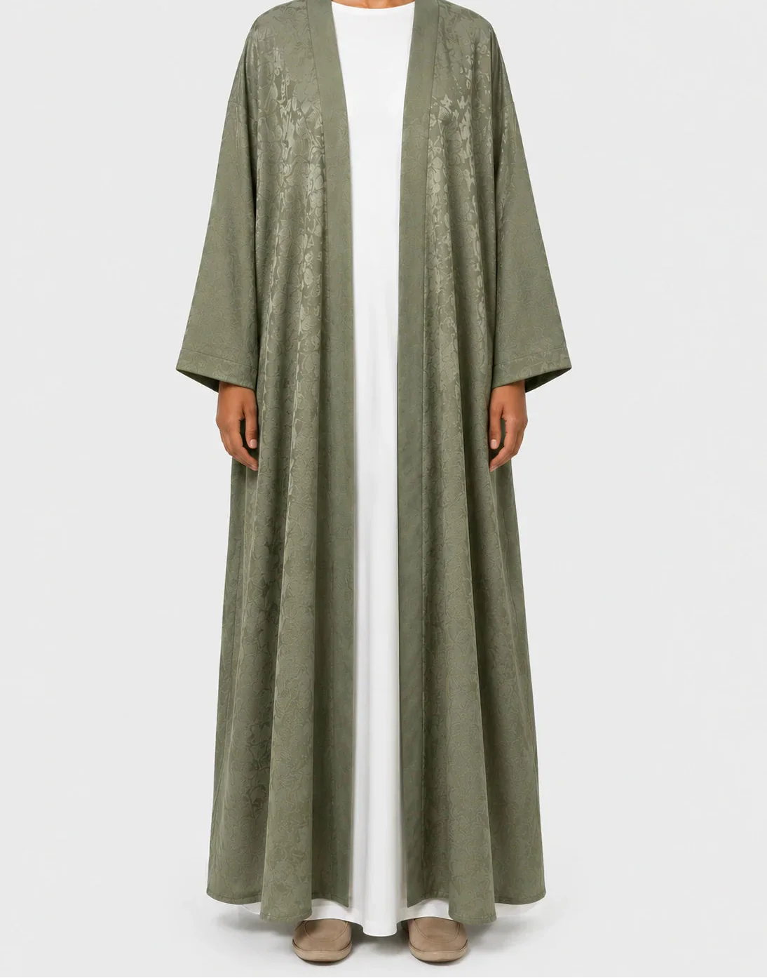Abaya pour voyager: confort, praticité et modestie en déplacement