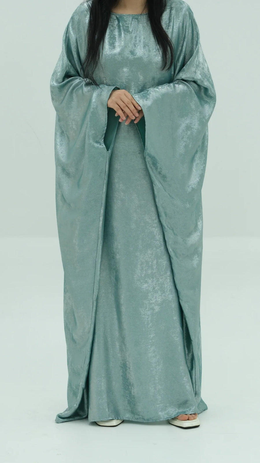 Abaya Farasha Almas: Vert Sauge Irisé