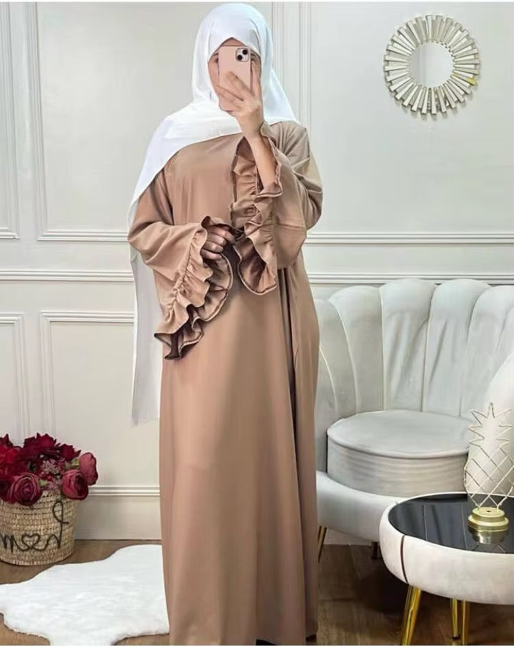 Abaya vert kaki fluide en Nida Naïla Maison Ayla