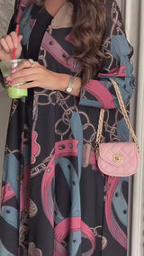 Nuit Parisienne - Abaya Ouverte Imprimé Chaînes Graphiques